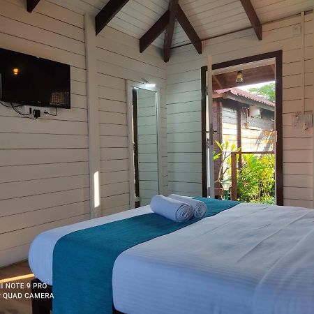 Waterscape Beach Resort Вагатор Екстер'єр фото